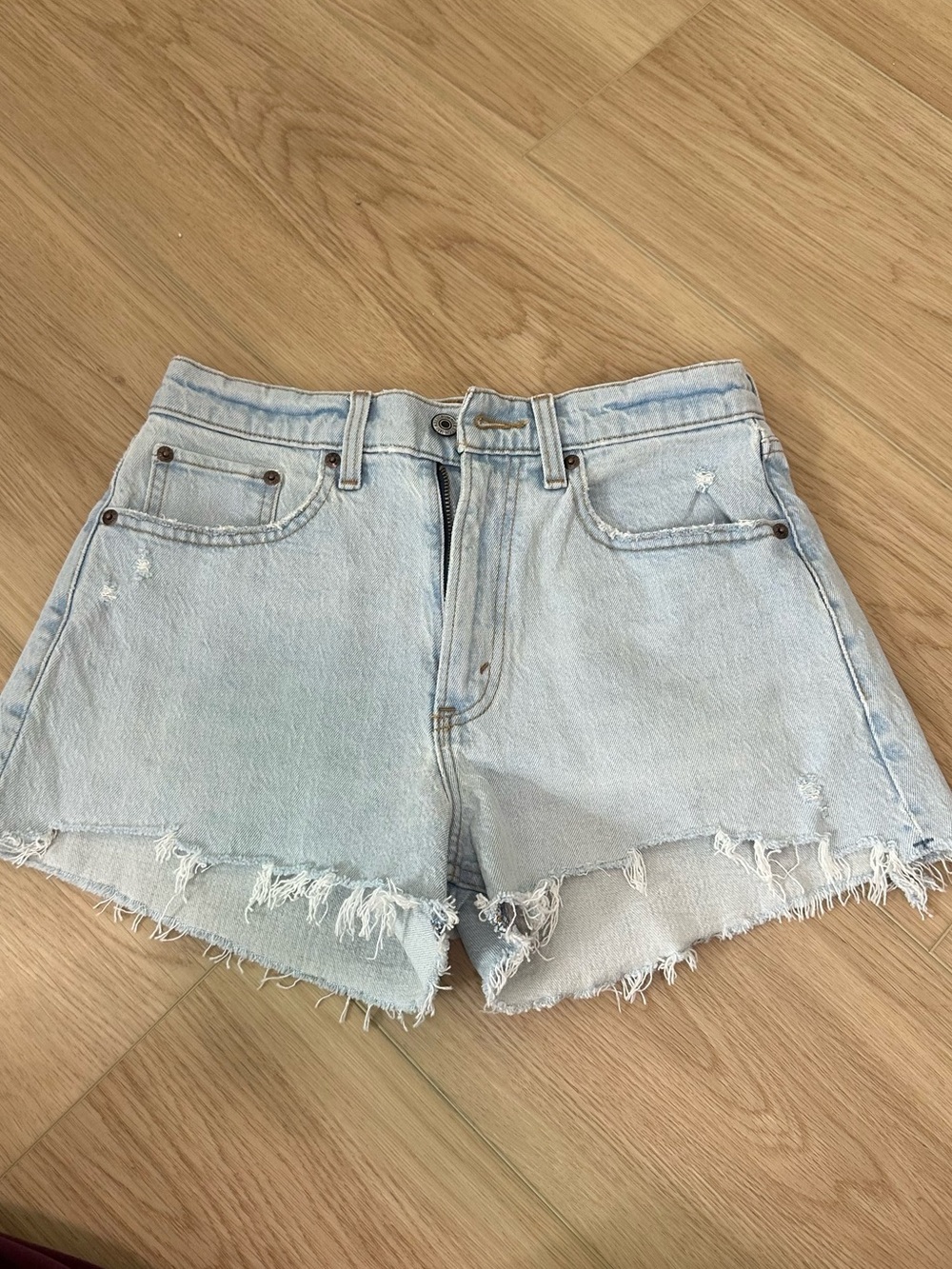 Abercrombie & Fitch Light Blue Distressed Denim Cutoff Shorts 26 curve love